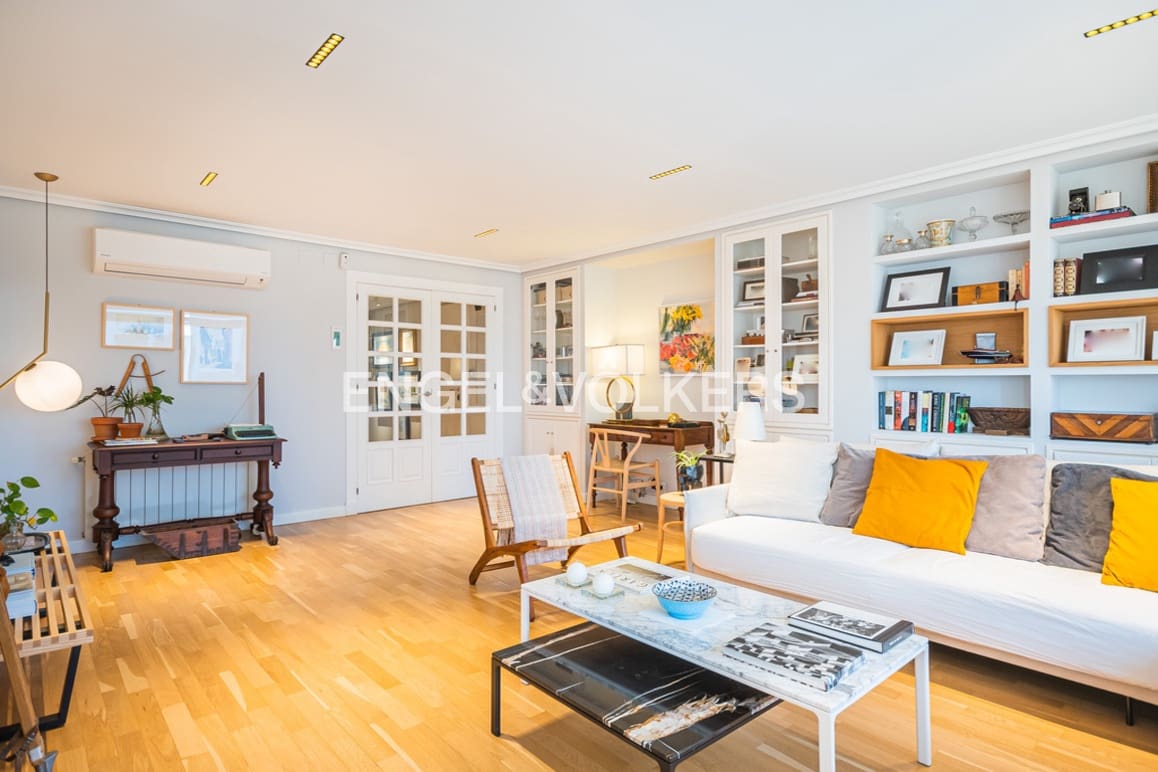 3 camera da letto Appartamento in vendita in Benidorm con piscina garage - 650.000 € (Rif: 9395442)