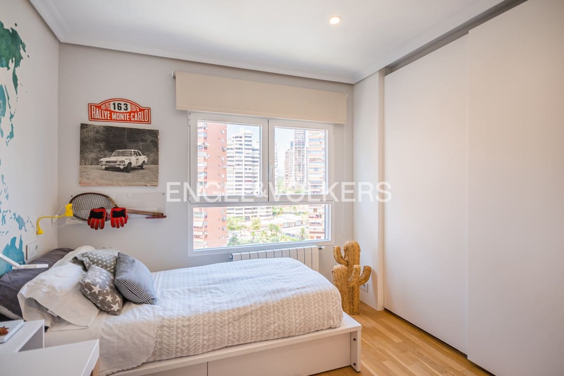 3 camera da letto Appartamento in vendita in Benidorm con piscina garage - 650.000 € (Rif: 9395442)