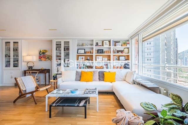 3 camera da letto Appartamento in vendita in Benidorm con piscina garage - 650.000 € (Rif: 9395442)