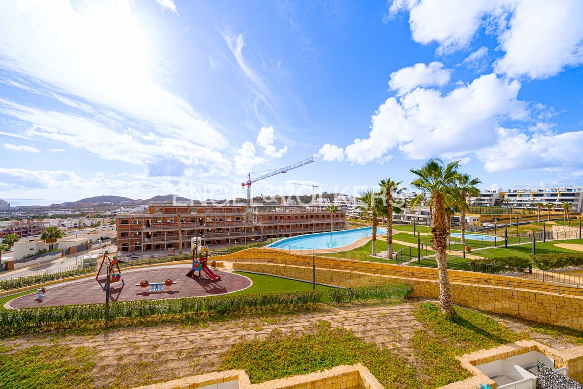 2 Zimmer Apartment zu verkaufen in Finestrat mit Pool Garage - 570.000 € (Ref: 9395443)