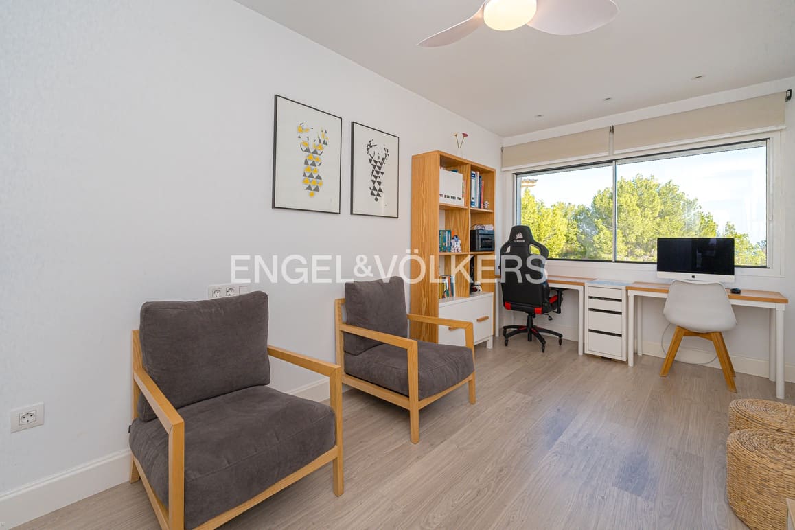 4 bedroom Villa for sale in Alfaz del Pi / L'Alfas del Pi with pool garage - € 598,000 (Ref: 9399984)