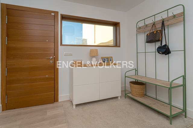 4 bedroom Villa for sale in Alfaz del Pi / L'Alfàs del Pi with pool garage - € 598,000 (Ref: 9399984)