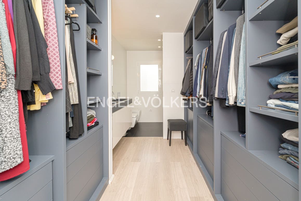 4 bedroom Villa for sale in Alfaz del Pi / L'Alfas del Pi with pool garage - € 598,000 (Ref: 9399984)