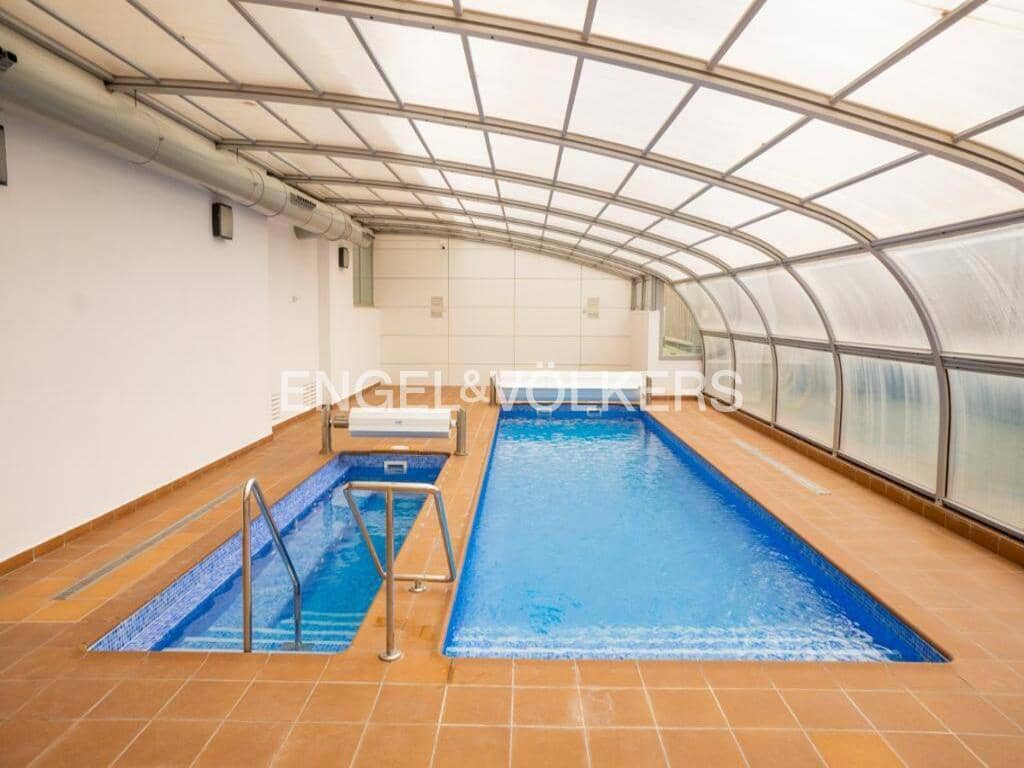 2 soveværelse Lejlighed til leje i Benidorm med swimmingpool garage - € 1.300 (Ref: 9401786)