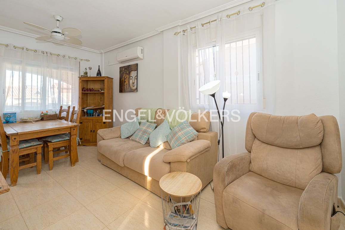 3 soveværelse Rækkehus til salg i Polop med swimmingpool garage - € 280.000 (Ref: 9401787)