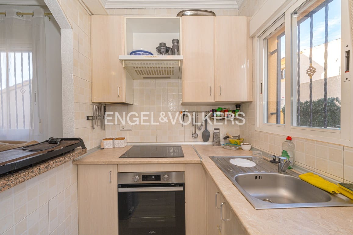 3 soveværelse Rækkehus til salg i Polop med swimmingpool garage - € 280.000 (Ref: 9401787)