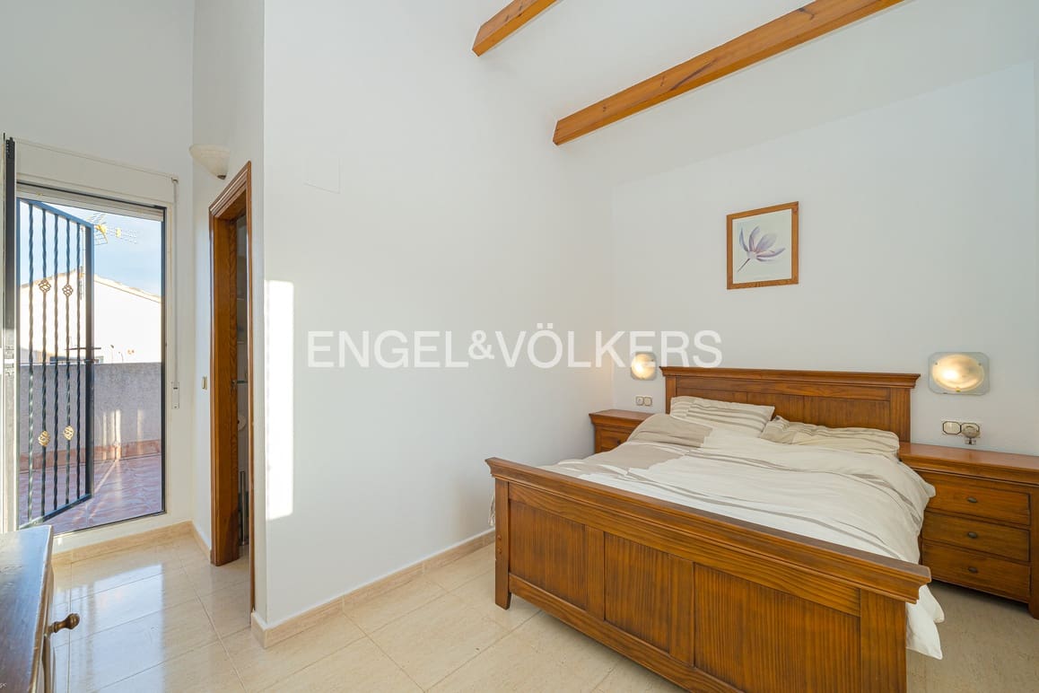 3 soveværelse Rækkehus til salg i Polop med swimmingpool garage - € 280.000 (Ref: 9401787)