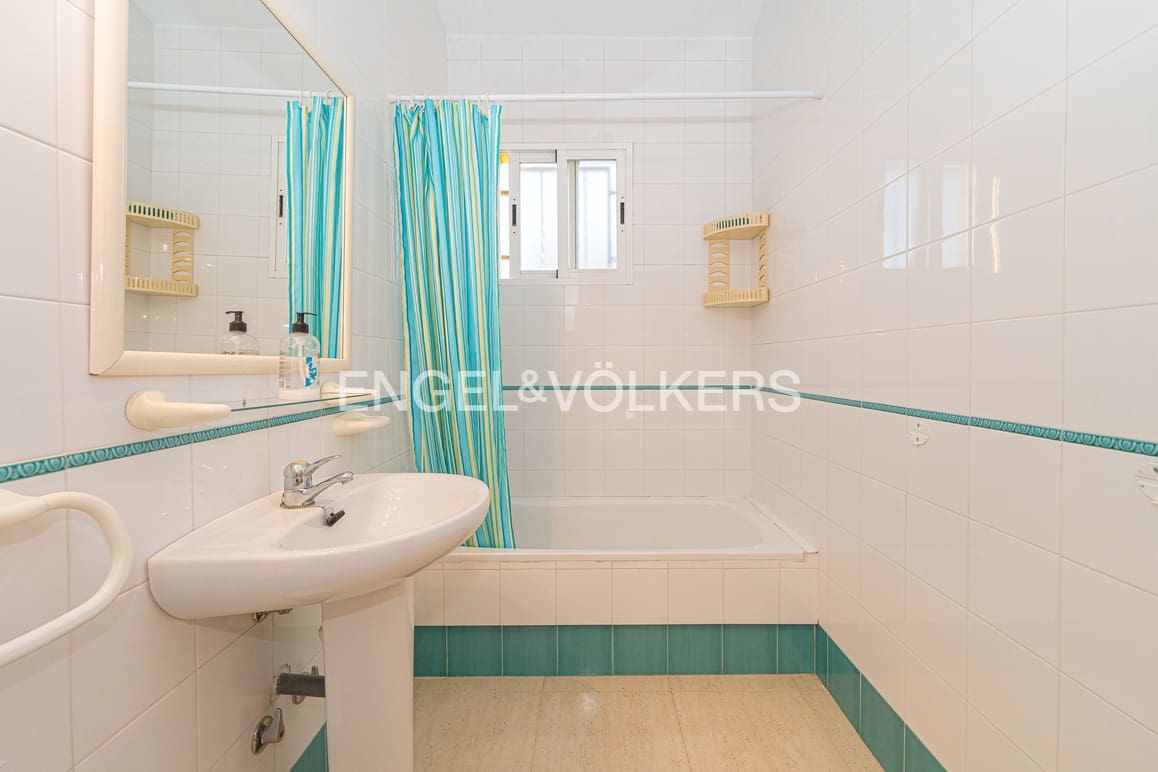 3 soveværelse Rækkehus til salg i Polop med swimmingpool garage - € 280.000 (Ref: 9401787)