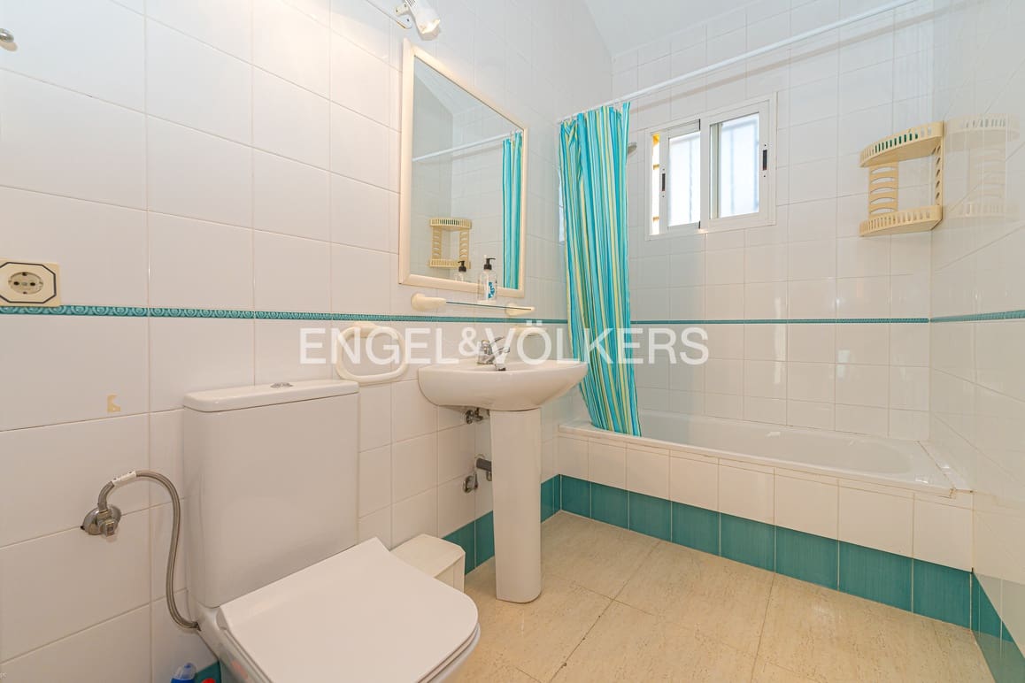 3 soveværelse Rækkehus til salg i Polop med swimmingpool garage - € 280.000 (Ref: 9401787)