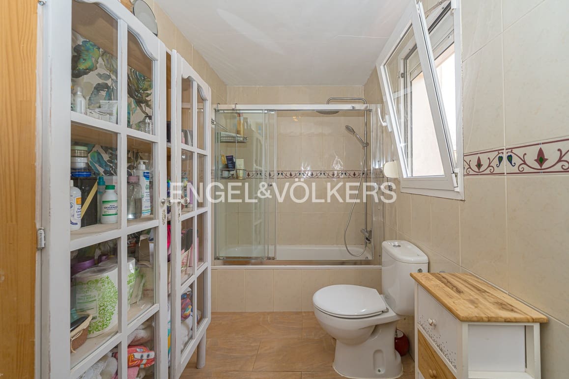 4 soverom Villa til salgs i La Nucia med svømmebasseng garasje - € 670 000 (Ref: 9404718)