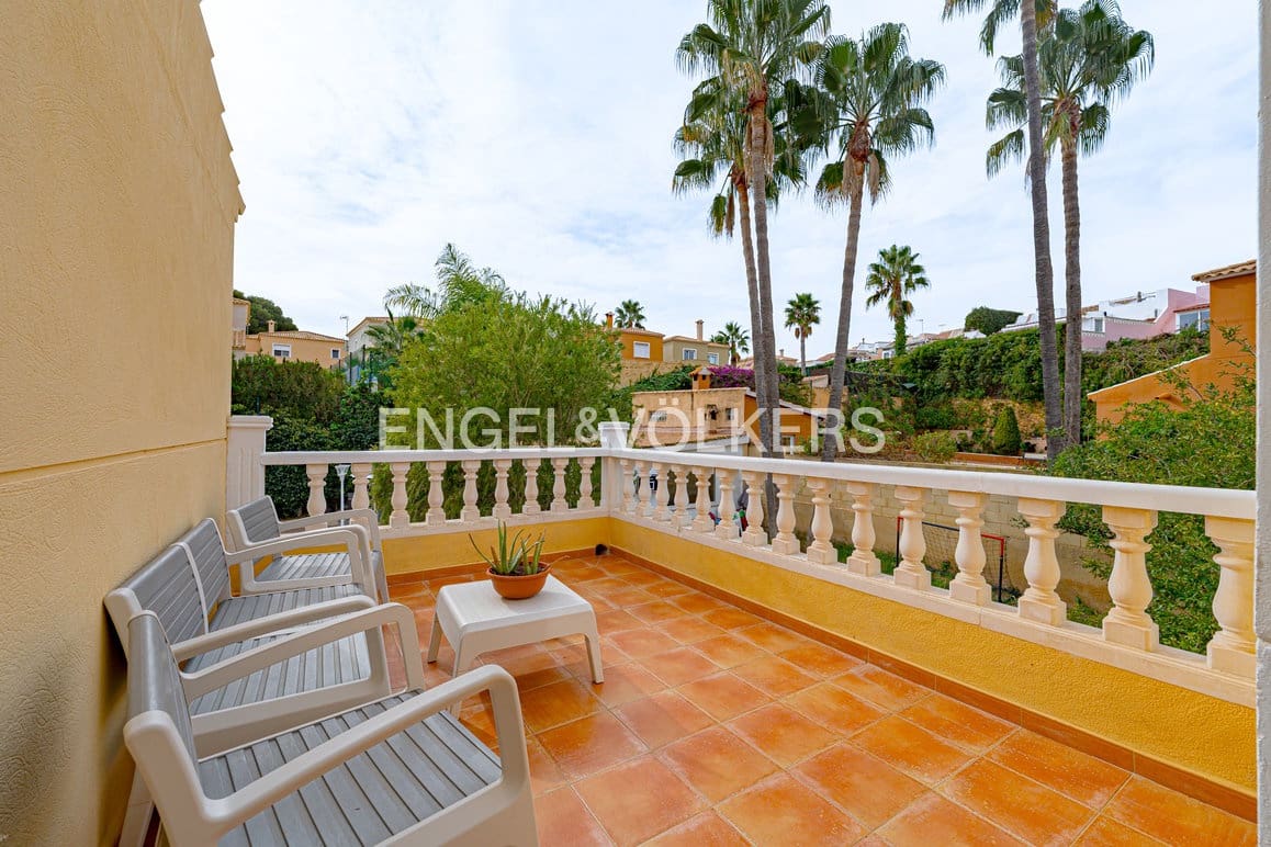 4 chambre Villa/Maison à vendre à La Nucia avec piscine garage - 549 000 € (Ref: 9404718)