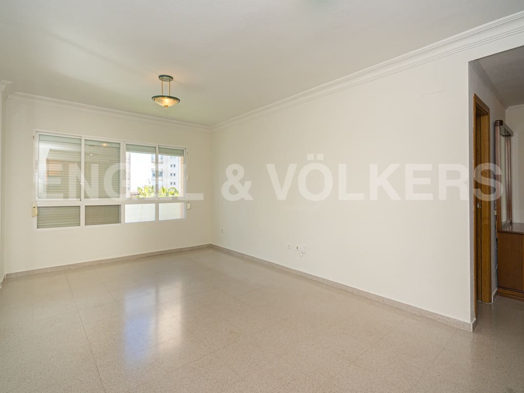 3 makuuhuone Huoneisto vuokrattavana paikassa Benidorm mukana uima-altaan 
autotalli - 1 500 € (Ref: 9427578)