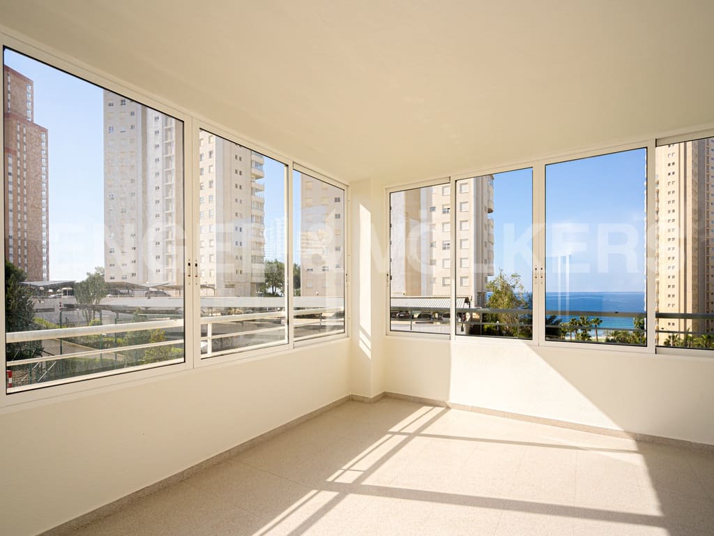 3 makuuhuone Huoneisto vuokrattavana paikassa Benidorm mukana uima-altaan 
autotalli - 1 500 € (Ref: 9427578)