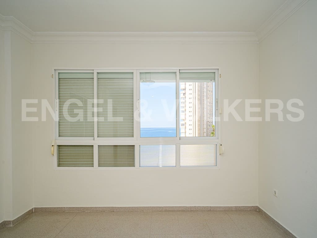 3 makuuhuone Huoneisto vuokrattavana paikassa Benidorm mukana uima-altaan 
autotalli - 1 500 € (Ref: 9427578)