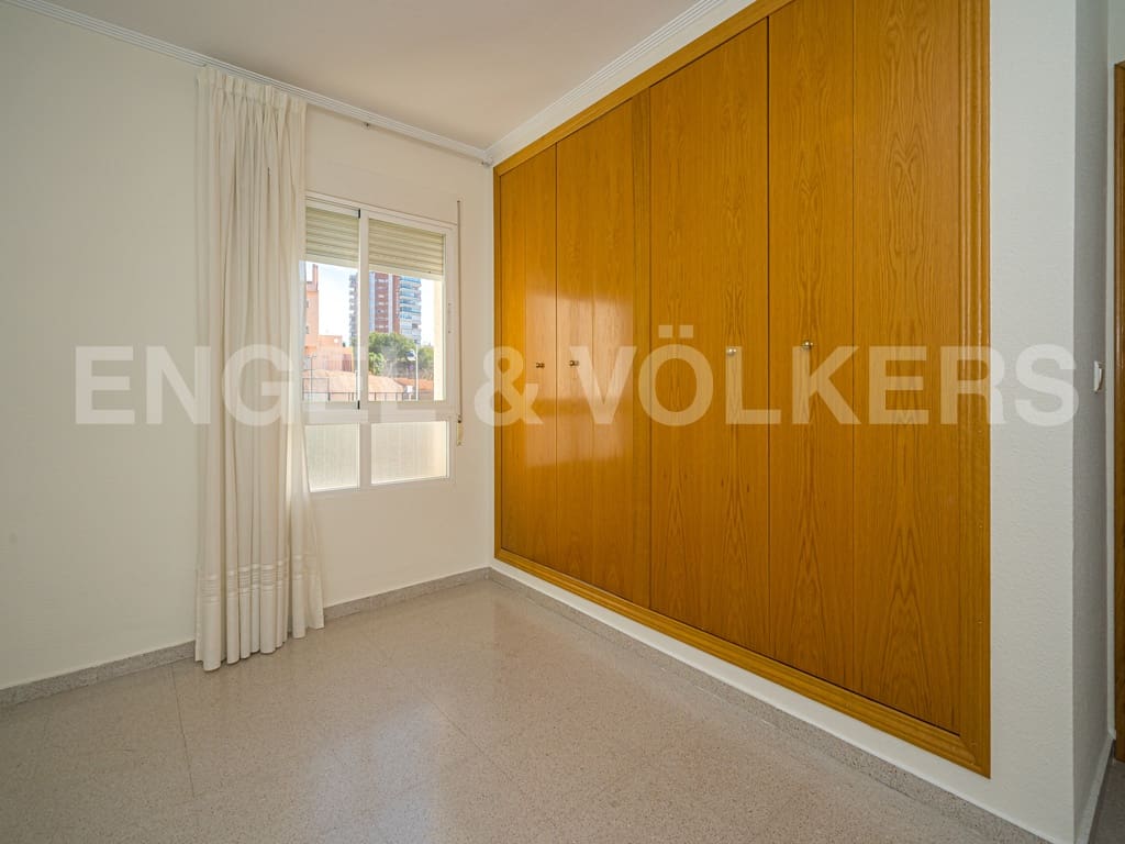 3 makuuhuone Huoneisto vuokrattavana paikassa Benidorm mukana uima-altaan 
autotalli - 1 500 € (Ref: 9427578)