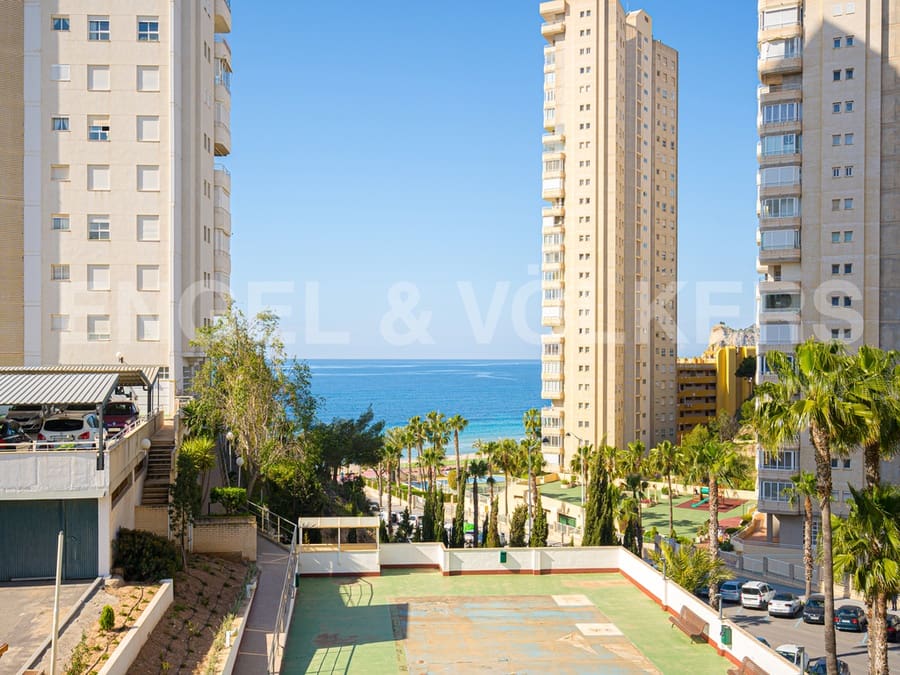 3 makuuhuone Huoneisto vuokrattavana paikassa Benidorm mukana uima-altaan 
autotalli - 1 500 € (Ref: 9427578)