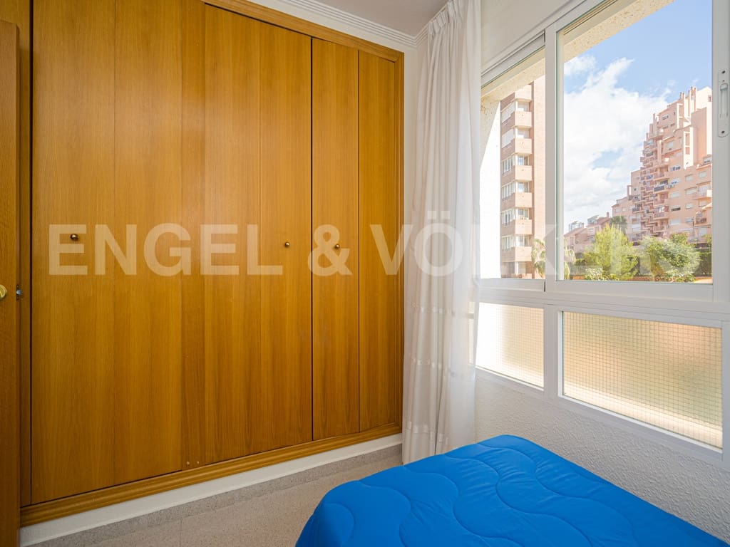 3 makuuhuone Huoneisto vuokrattavana paikassa Benidorm mukana uima-altaan 
autotalli - 1 500 € (Ref: 9427578)