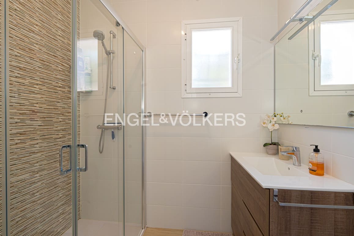 3 soverom Villa til salgs i Albir med svømmebasseng garasje - € 875 000 (Ref: 9428189)