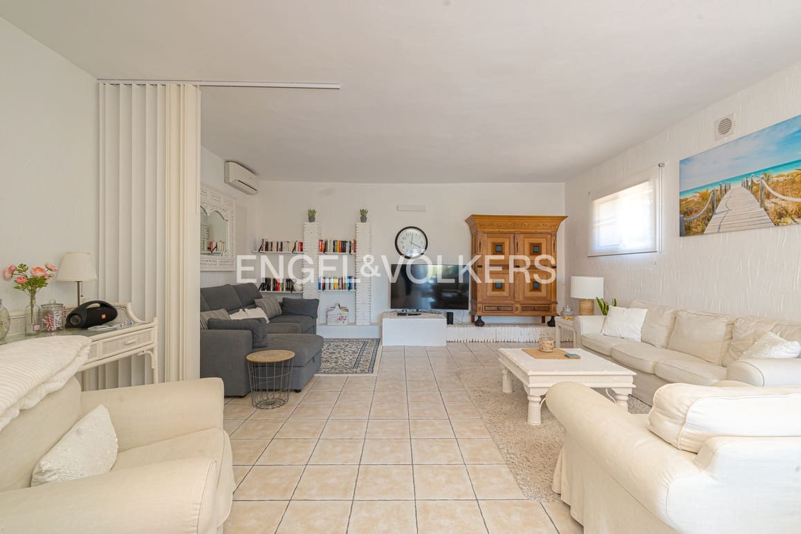 3 soverom Villa til salgs i Albir med svømmebasseng garasje - € 875 000 (Ref: 9428189)