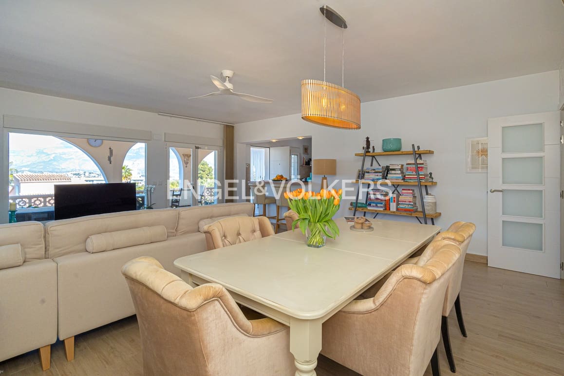 3 soverom Villa til salgs i Albir med svømmebasseng garasje - € 875 000 (Ref: 9428189)