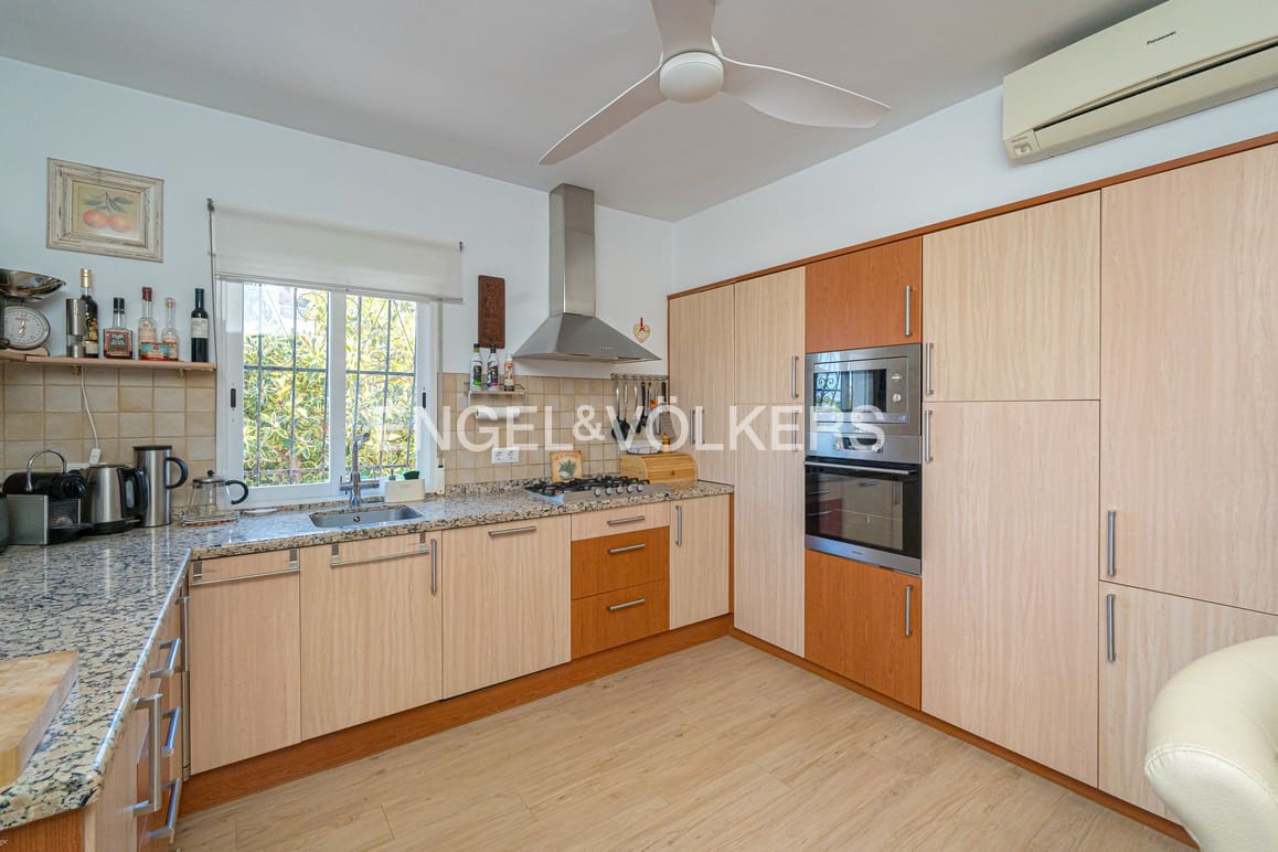 3 soverom Villa til salgs i Albir med svømmebasseng garasje - € 875 000 (Ref: 9428189)