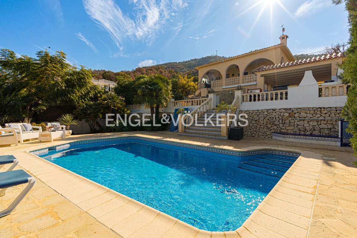 3 soverom Villa til salgs i Albir med svømmebasseng garasje - € 875 000 (Ref: 9428189)