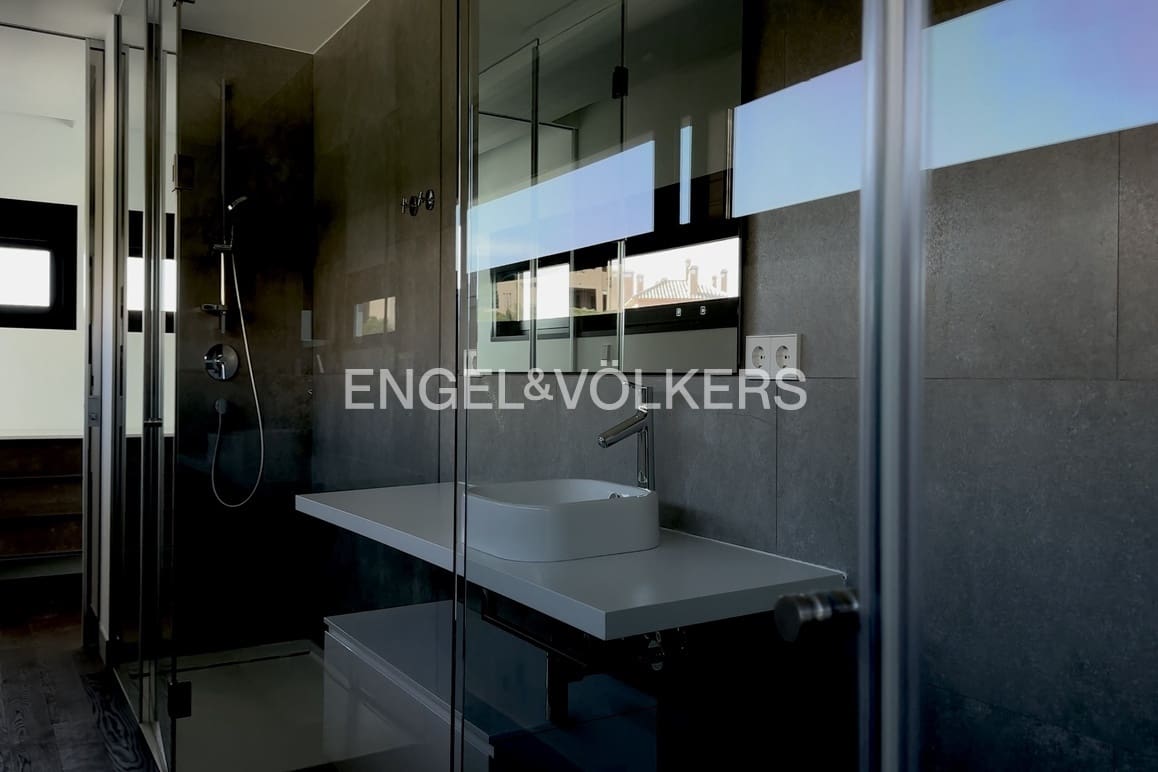 3 soverom Villa til salgs i Finestrat med svømmebasseng garasje - € 2 500 000 (Ref: 9432088)