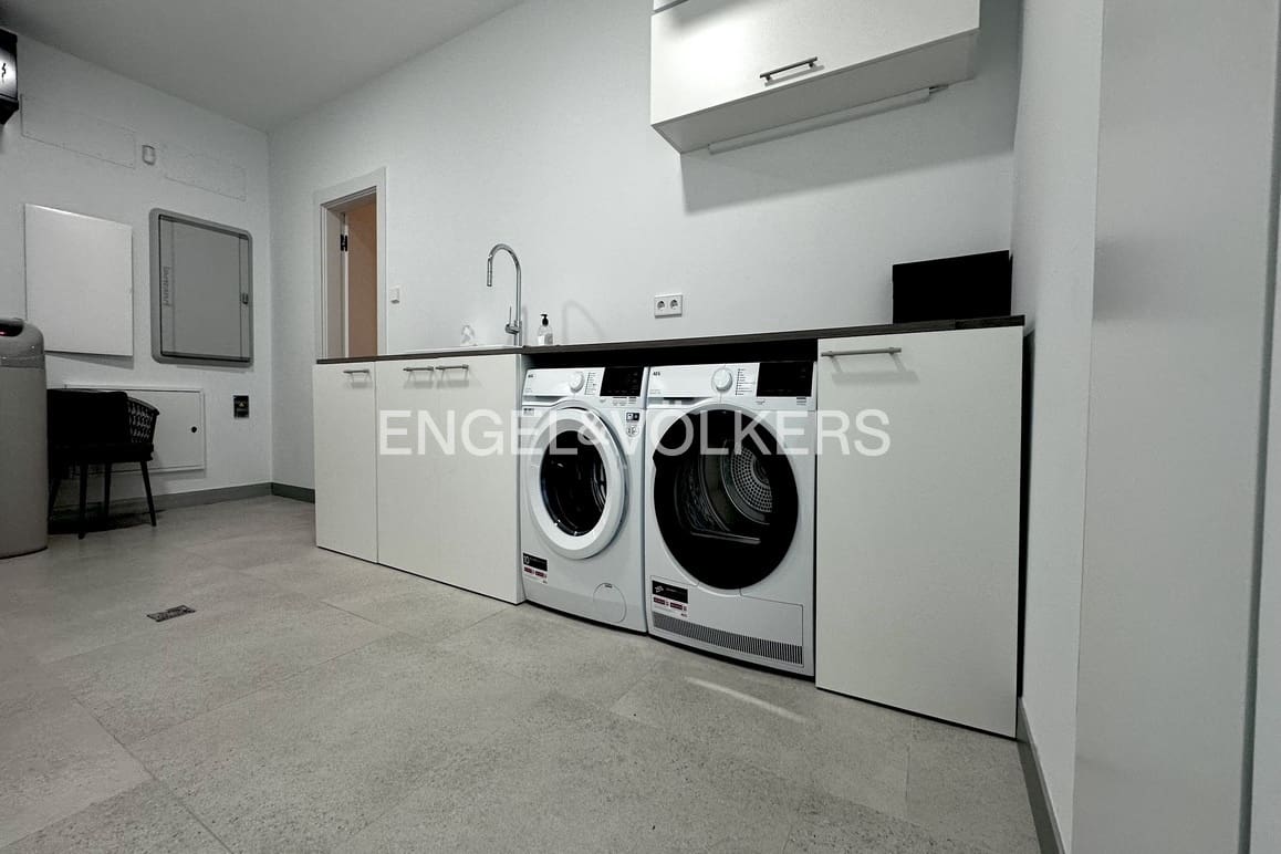 3 soverom Villa til salgs i Finestrat med svømmebasseng garasje - € 2 500 000 (Ref: 9432088)