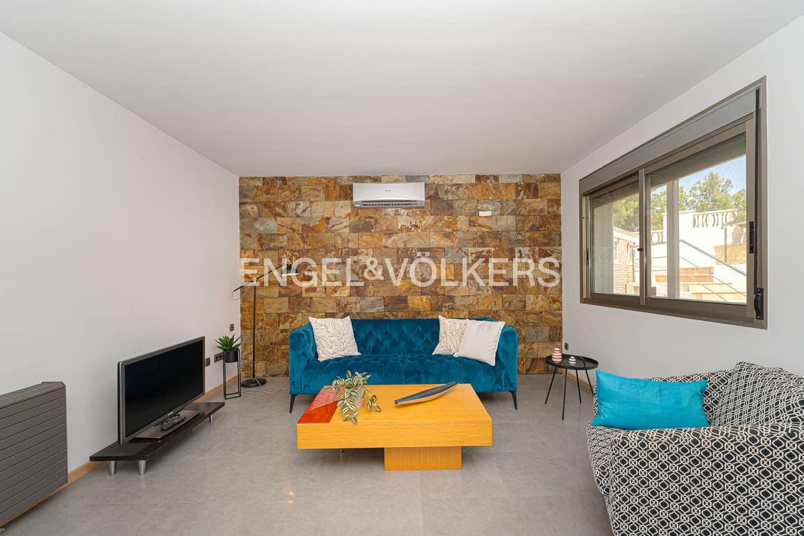 3 quarto Moradia para venda em La Nucia com piscina garagem - 520 000 € (Ref: 9438264)