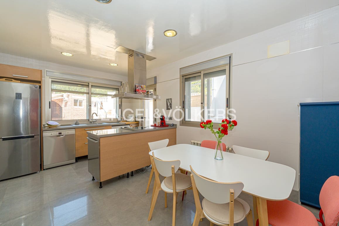 3 quarto Moradia para venda em La Nucia com piscina garagem - 520 000 € (Ref: 9438264)