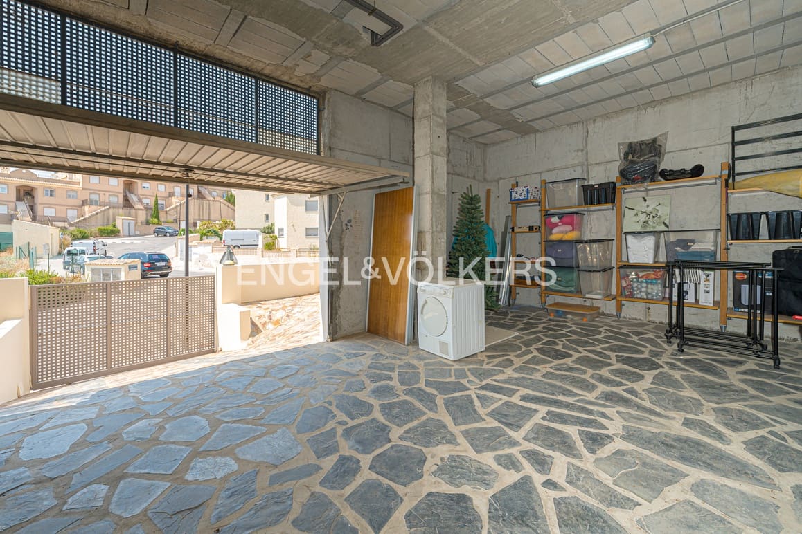 3 quarto Moradia para venda em La Nucia com piscina garagem - 520 000 € (Ref: 9438264)