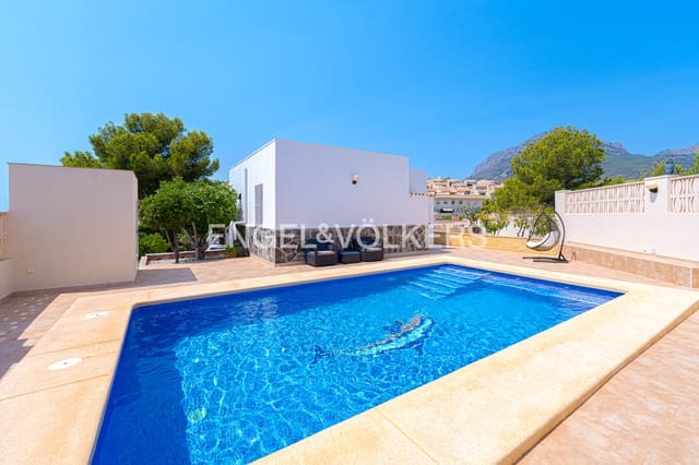 3 quarto Moradia para venda em La Nucia com piscina garagem - 520 000 € (Ref: 9438264)