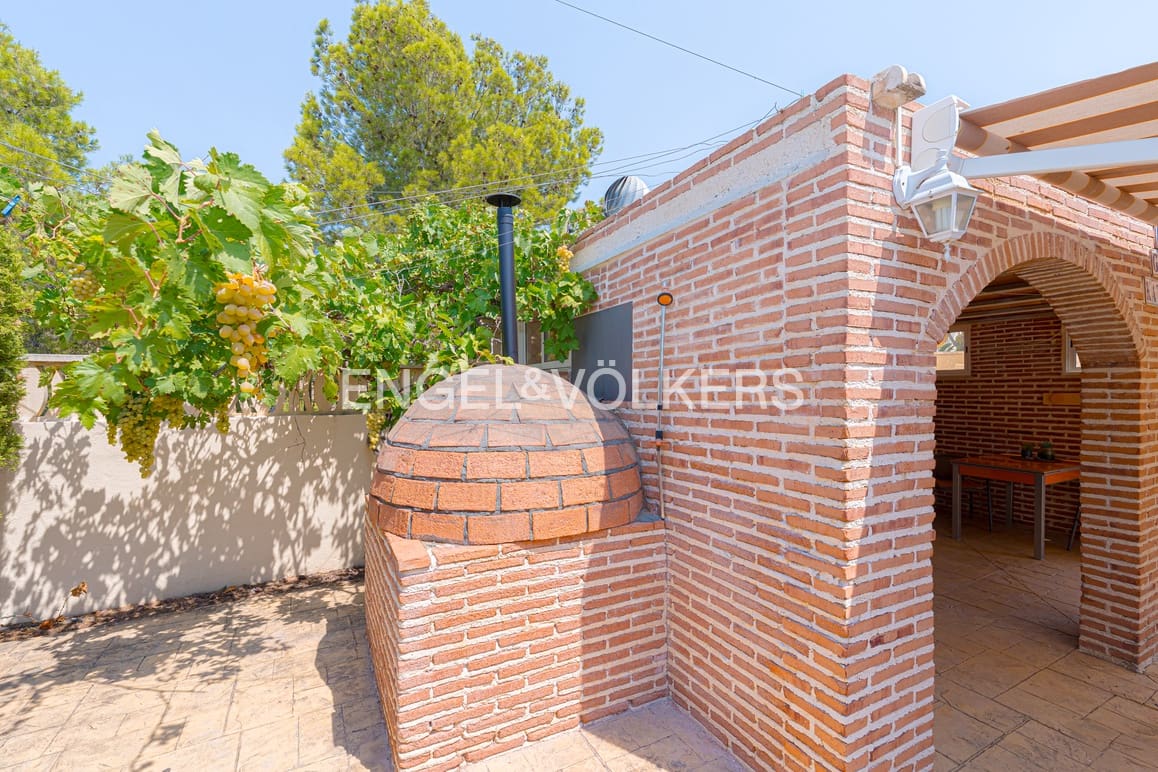 3 quarto Moradia para venda em La Nucia com piscina garagem - 520 000 € (Ref: 9438264)