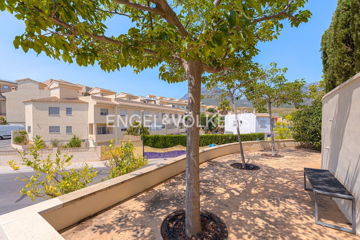 3 quarto Moradia para venda em La Nucia com piscina garagem - 520 000 € (Ref: 9438264)