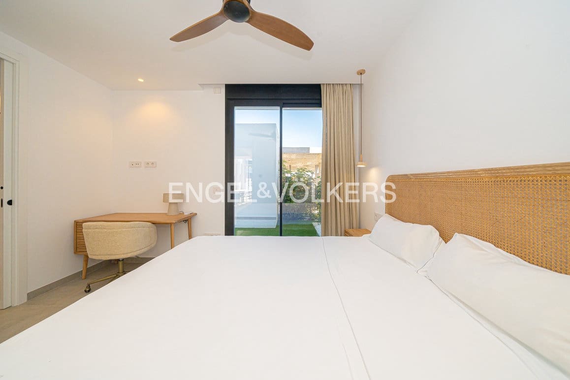 4 Zimmer Villa zu verkaufen in Albir mit Pool Garage - 895.000 € (Ref: 9446918)