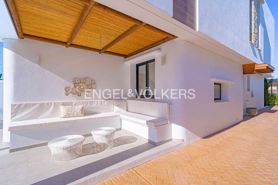 4 Zimmer Villa zu verkaufen in Albir mit Pool Garage - 895.000 € (Ref: 9446918)