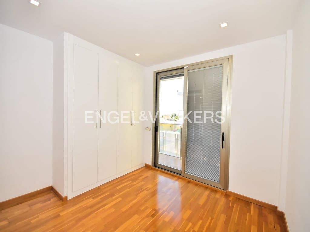 3 soveværelse Villa til leje i Finestrat med swimmingpool garage - € 4.000 (Ref: 9447204)