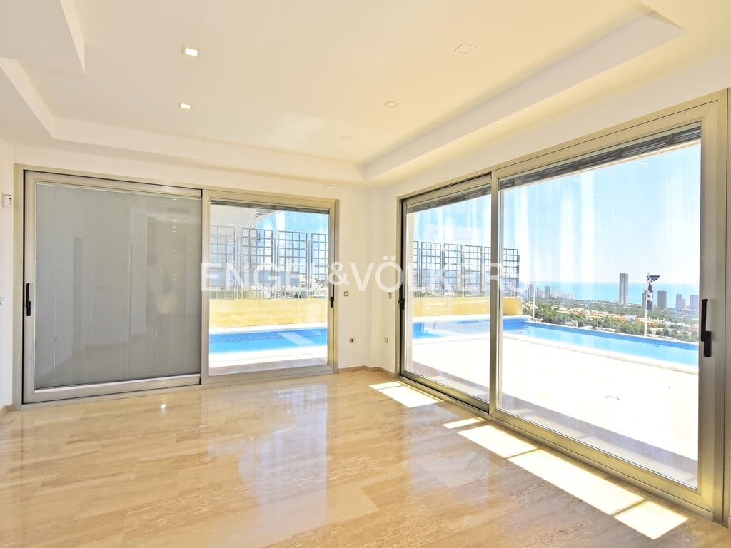 3 soveværelse Villa til leje i Finestrat med swimmingpool garage - € 4.000 (Ref: 9447204)