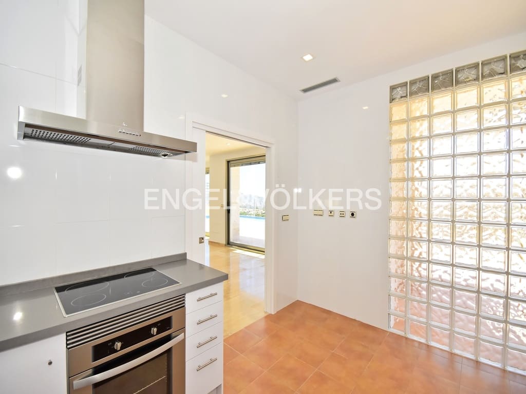 3 soveværelse Villa til leje i Finestrat med swimmingpool garage - € 4.000 (Ref: 9447204)