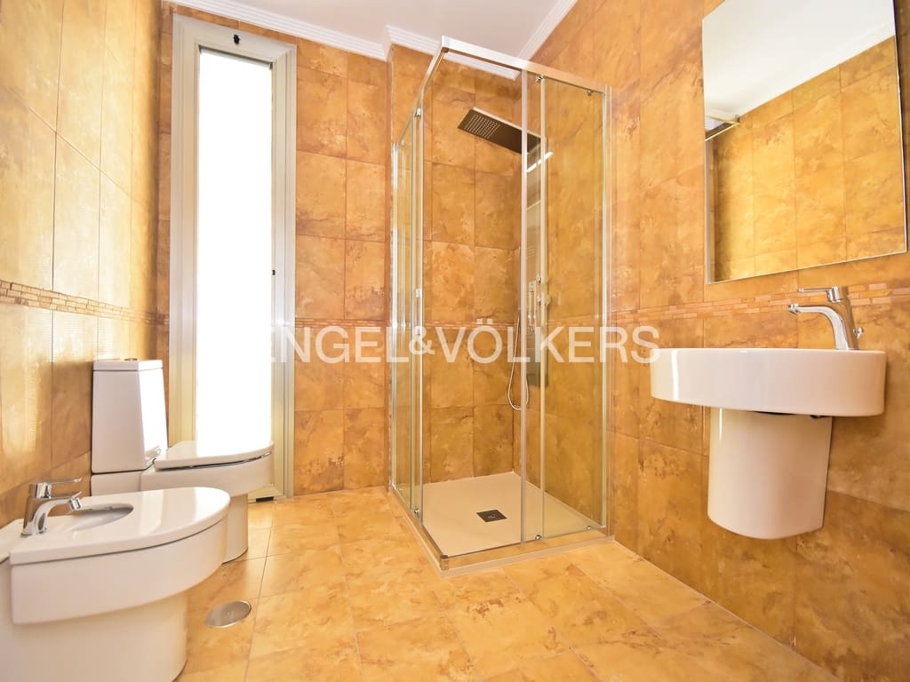 3 soveværelse Villa til leje i Finestrat med swimmingpool garage - € 4.000 (Ref: 9447204)