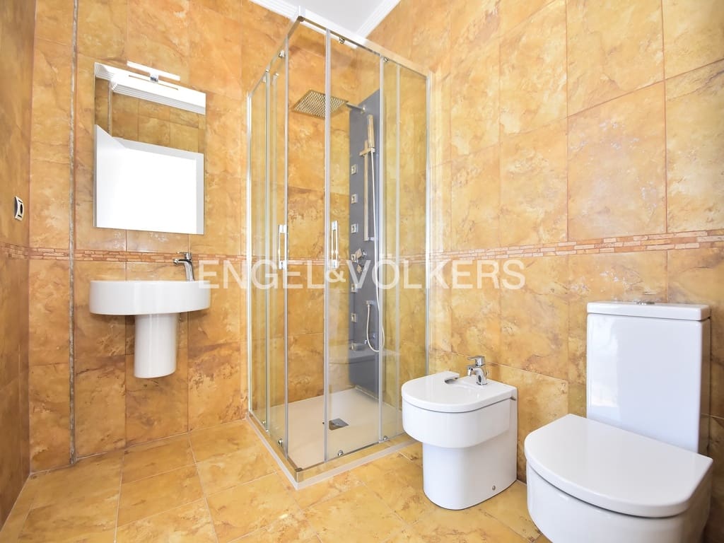 3 soveværelse Villa til leje i Finestrat med swimmingpool garage - € 4.000 (Ref: 9447204)