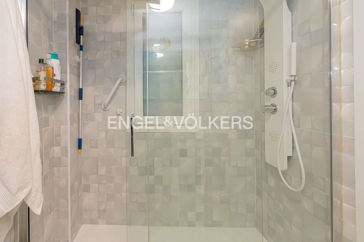 1 soveværelse Lejlighed til leje i Benidorm med swimmingpool garage - € 1.000 (Ref: 9448445)