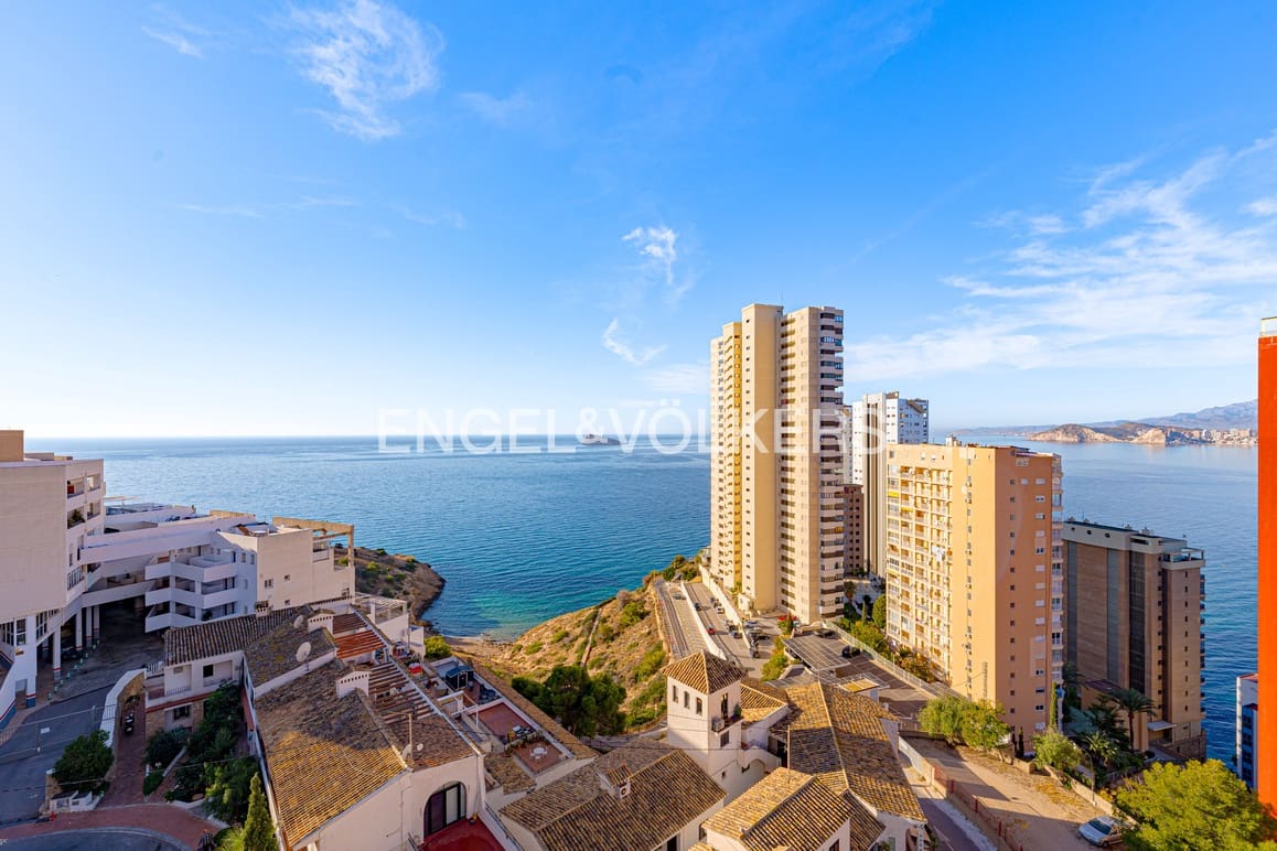 1 soveværelse Lejlighed til leje i Benidorm med swimmingpool garage - € 1.000 (Ref: 9448445)