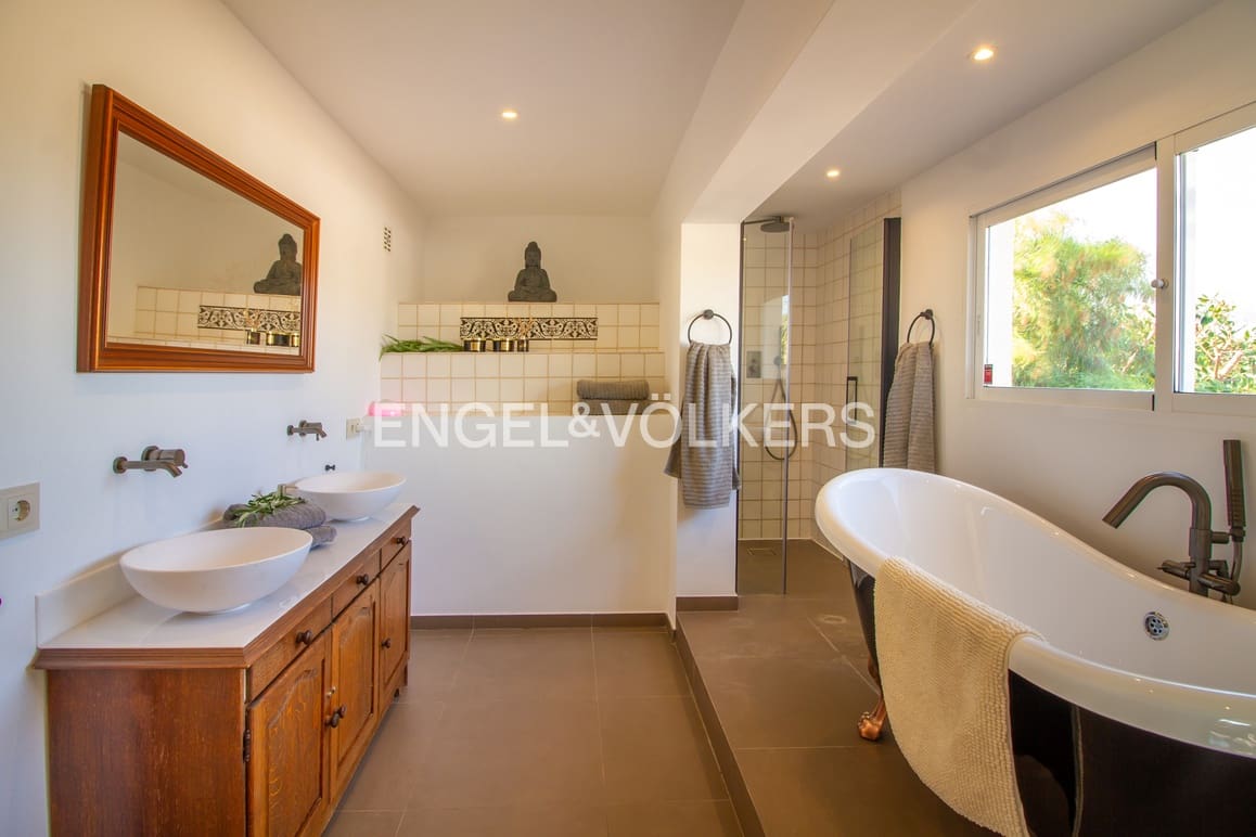 5 camera da letto Villa in vendita in Alfaz del Pi / L'Alfas del Pi con piscina garage - 995.000 € (Rif: 9450928)