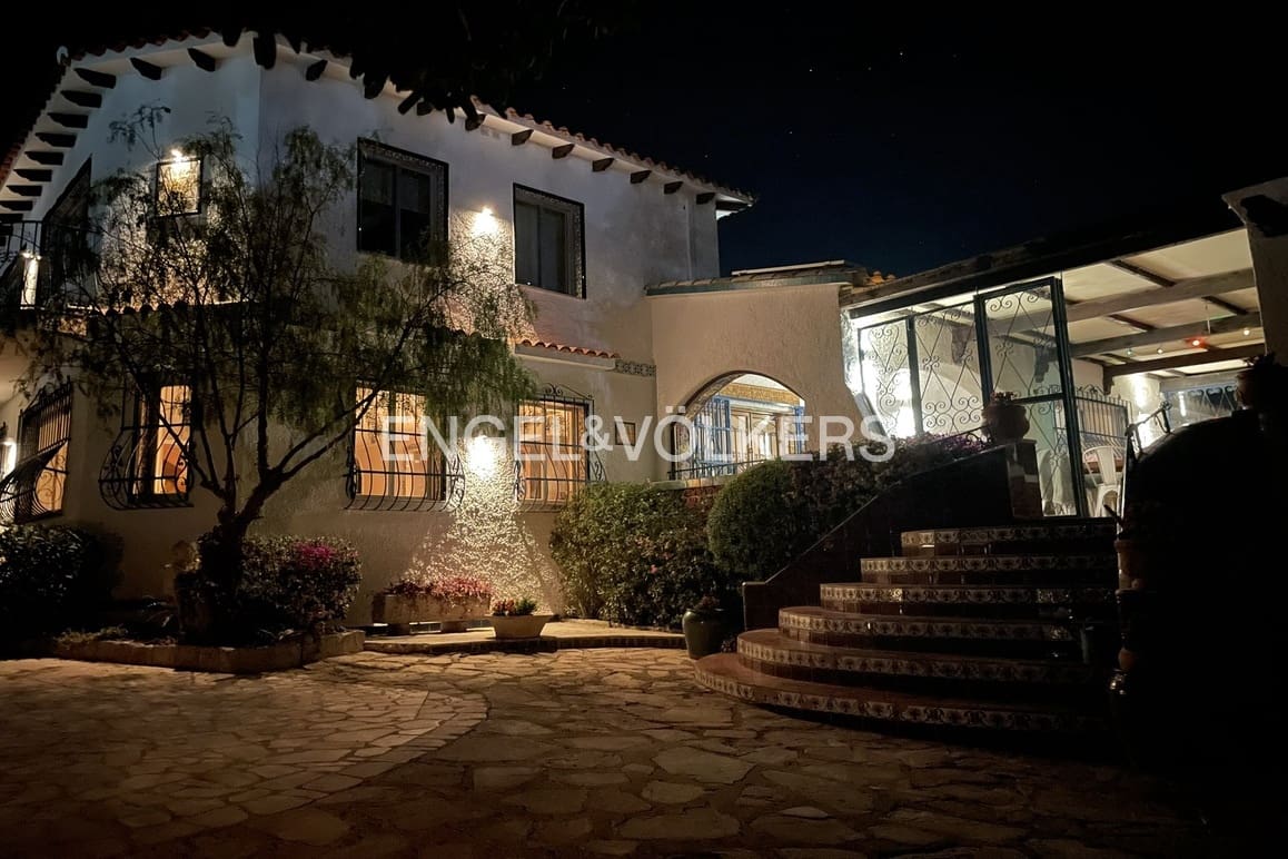 5 camera da letto Villa in vendita in Alfaz del Pi / L'Alfas del Pi con piscina garage - 995.000 € (Rif: 9450928)