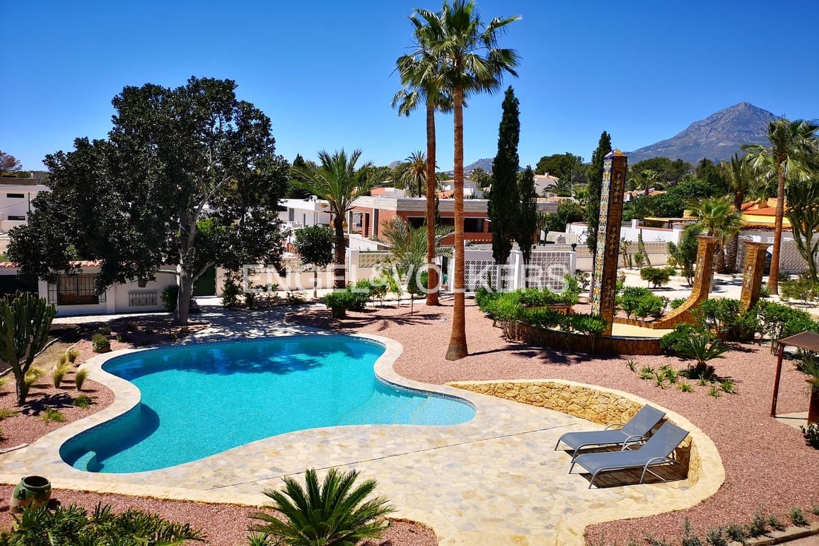 5 camera da letto Villa in vendita in Alfaz del Pi / L'Alfas del Pi con piscina garage - 995.000 € (Rif: 9450928)