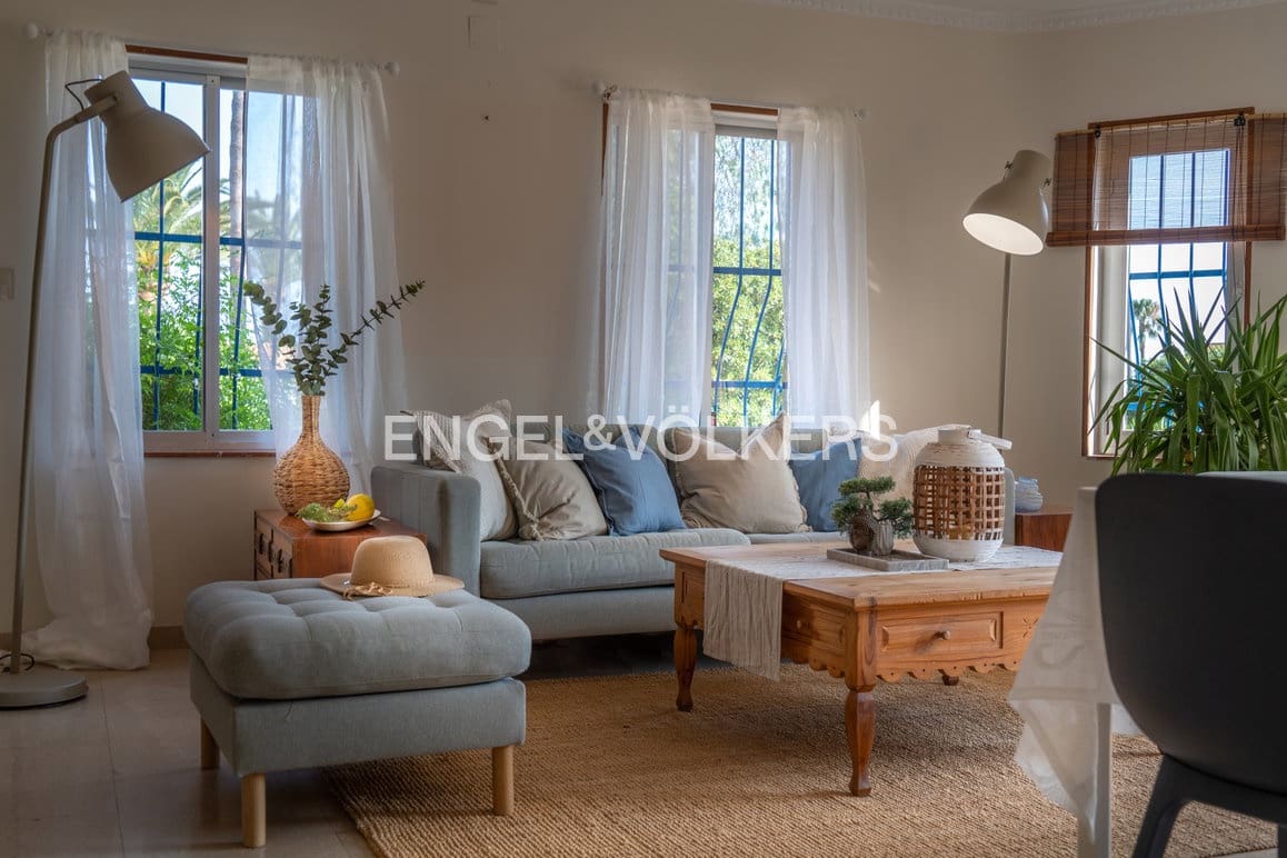 5 quarto Moradia para venda em Alfaz del Pi / L'Alfas del Pi com piscina garagem - 995 000 € (Ref: 9450928)