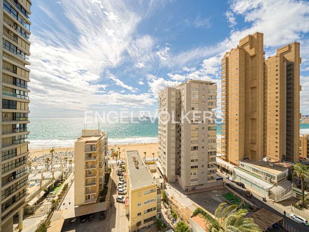 2 makuuhuone Huoneisto vuokrattavana paikassa Benidorm mukana uima-altaan 
autotalli - 1 400 € (Ref: 9453562)