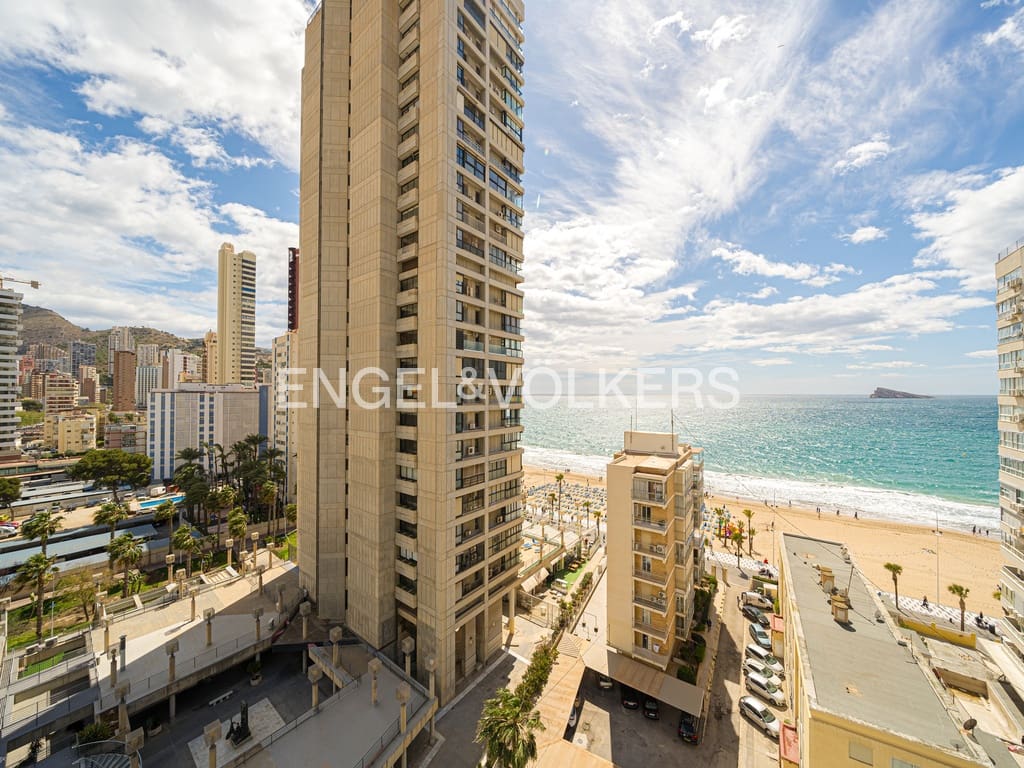 2 makuuhuone Huoneisto vuokrattavana paikassa Benidorm mukana uima-altaan 
autotalli - 1 400 € (Ref: 9453562)