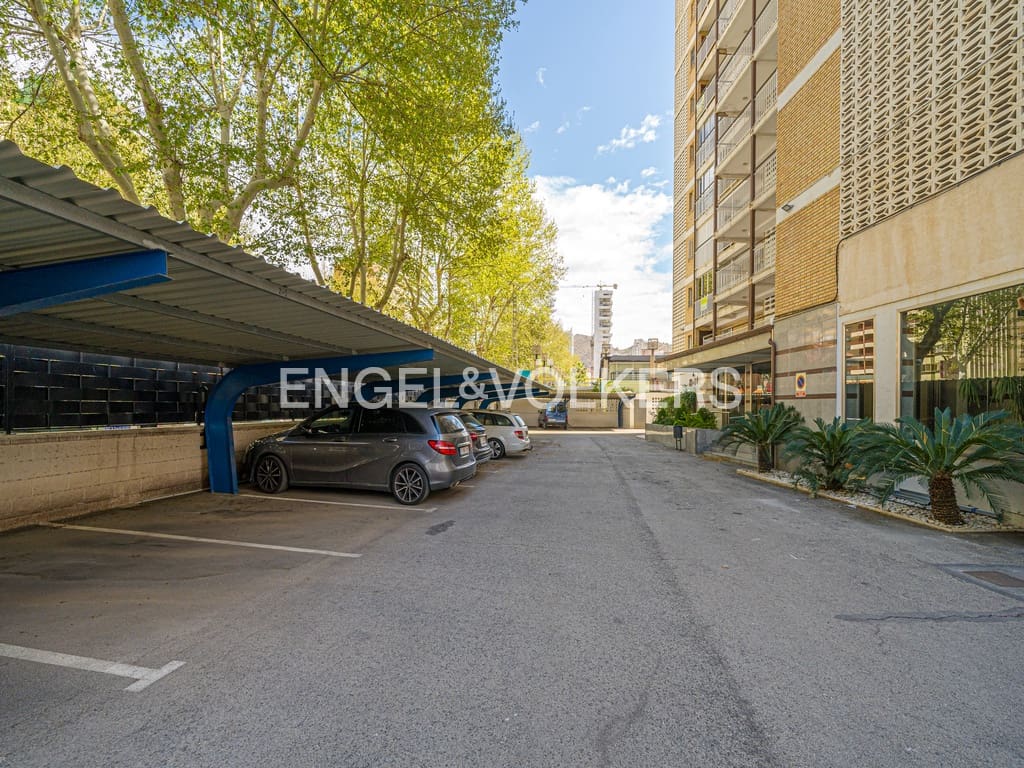 2 makuuhuone Huoneisto vuokrattavana paikassa Benidorm mukana uima-altaan 
autotalli - 1 400 € (Ref: 9453562)